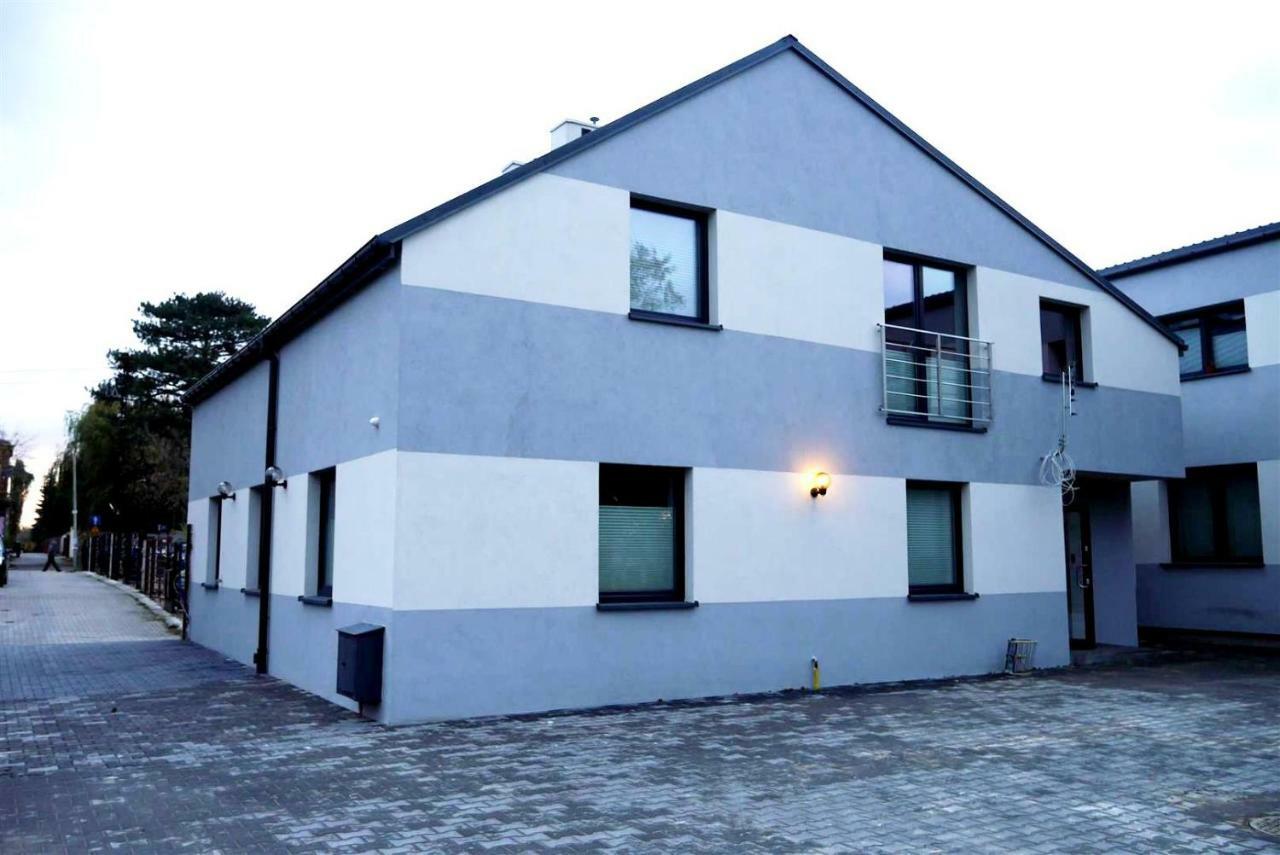 Obiekt Noclegowy Ocelot Pruszków Exterior foto